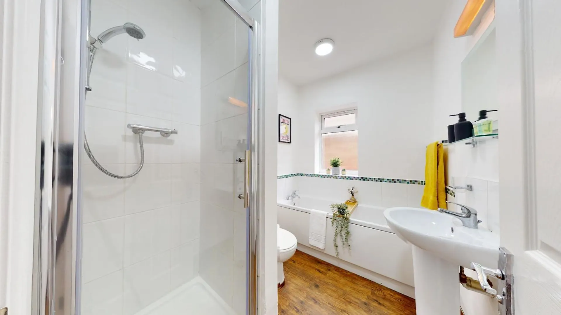 Cosy Cardiff Apartment And Patio